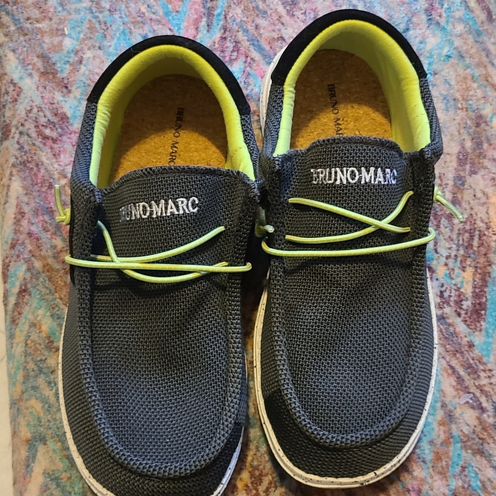 Bruno Marc Kids Gray Slip On Shoes Boys SZ 6